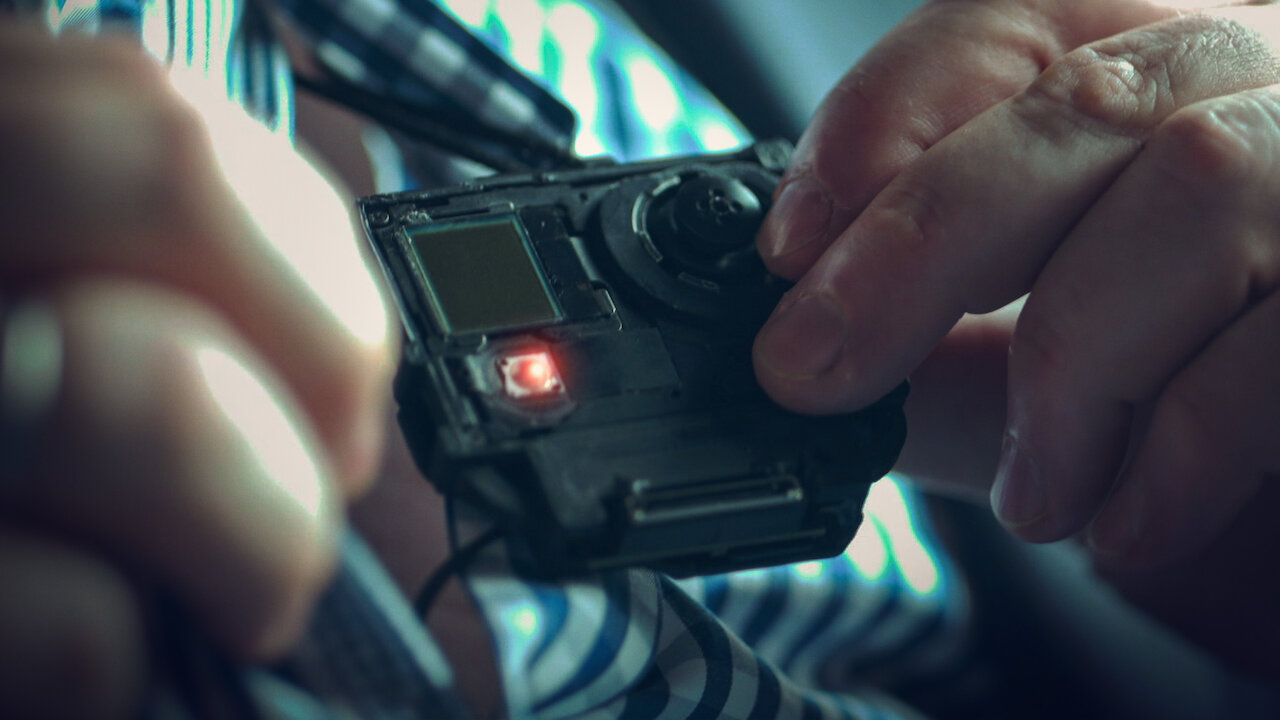 Watch From Russia with Cash | Netflix